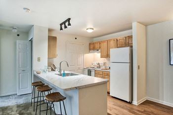 Welcome to fairfield apartments and condominiums in fenton, mi